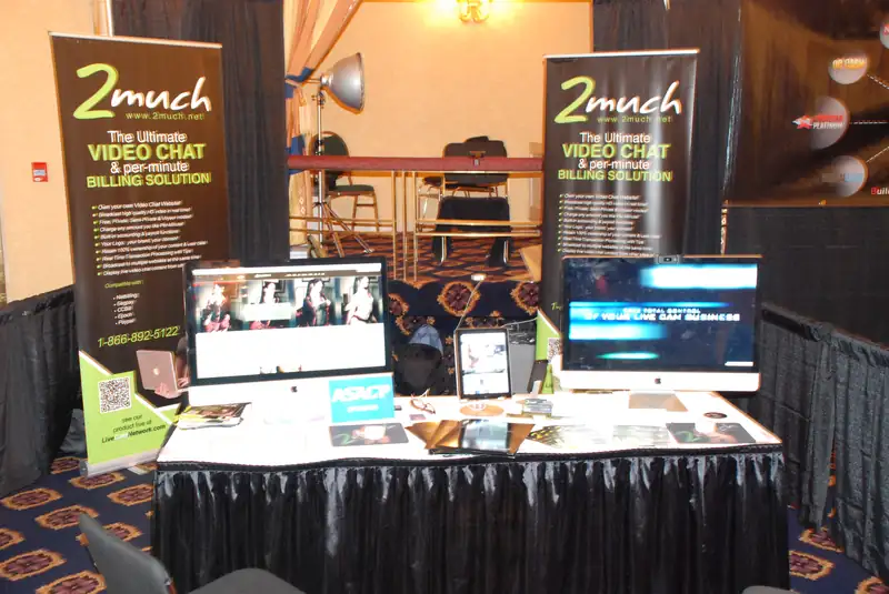 2MUCH.NET - 2Much-dsc-1194