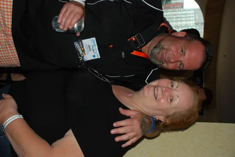 2MUCH.NET - 2Much-dsc-9727