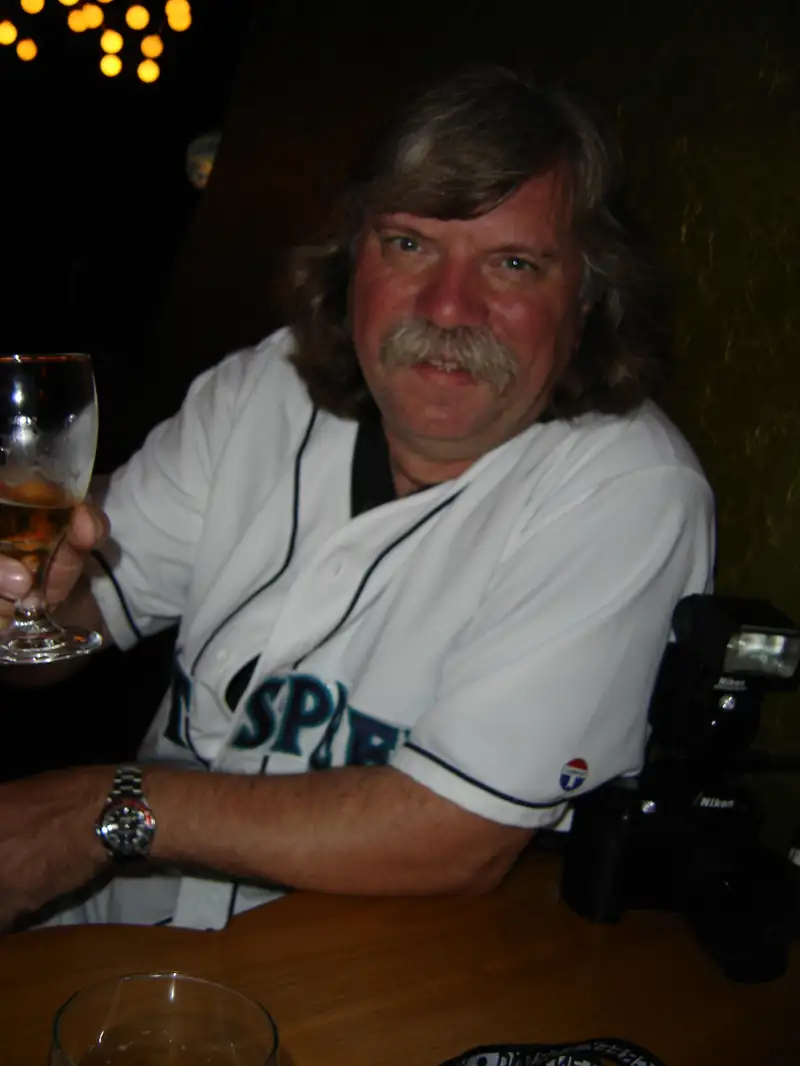 2MUCH.NET - 2Much-dsc00253