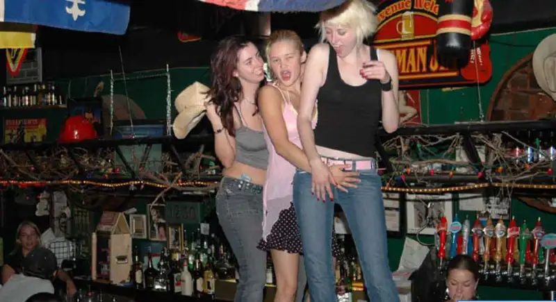 2MUCH.NET - 2much-z07684